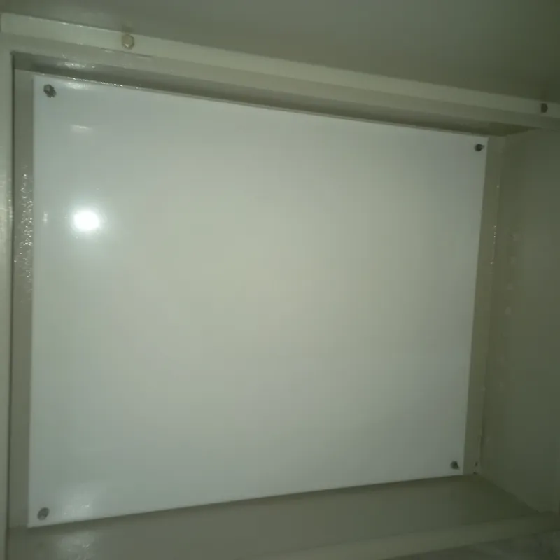 تابلو برق فلزی 70 در 90 دارای صفحه مونتاژ حدود 20 کیلو وزن gallery0