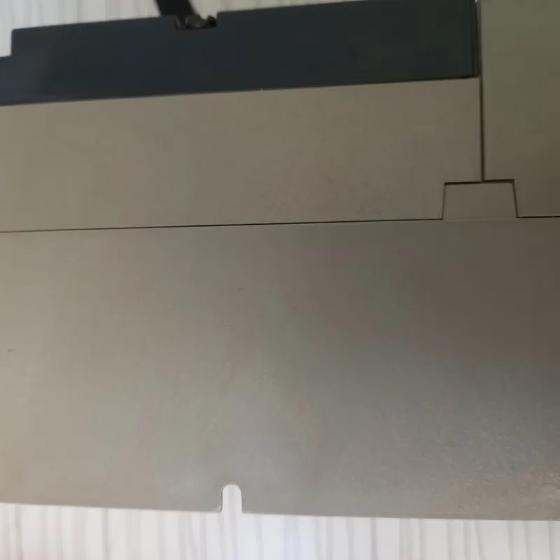 کلید اتوماتیک سه پل قابل تنظیم حرارتی و مغناطیسی 250 آمپر NS250 N مرلین گرین Merlin Gerinدر حد نو gallery5